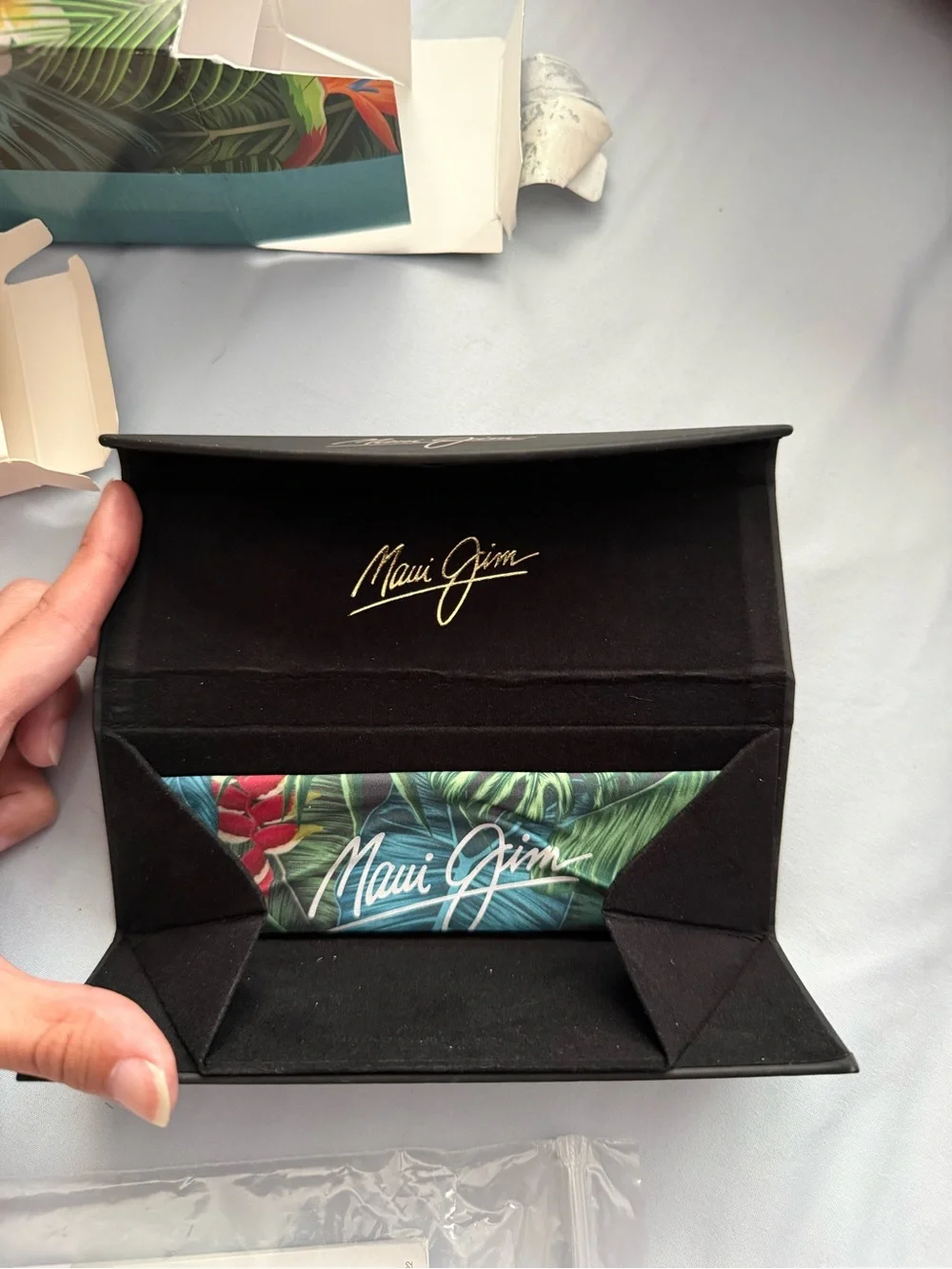 Maui Jim Sandy Beach Unisex Sunglasses - Picture 5 of 8